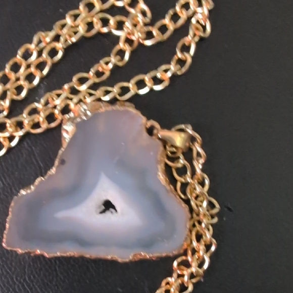 Blue Agate Druzy Slice Pendant Necklace - Picture 4 of 6